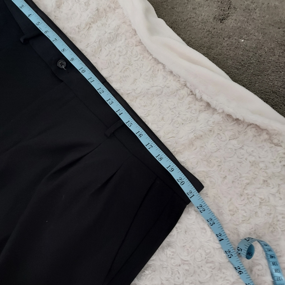 Trade in Motion Black Slacks Pants - size 44 x 32 - Picture 4 of 6